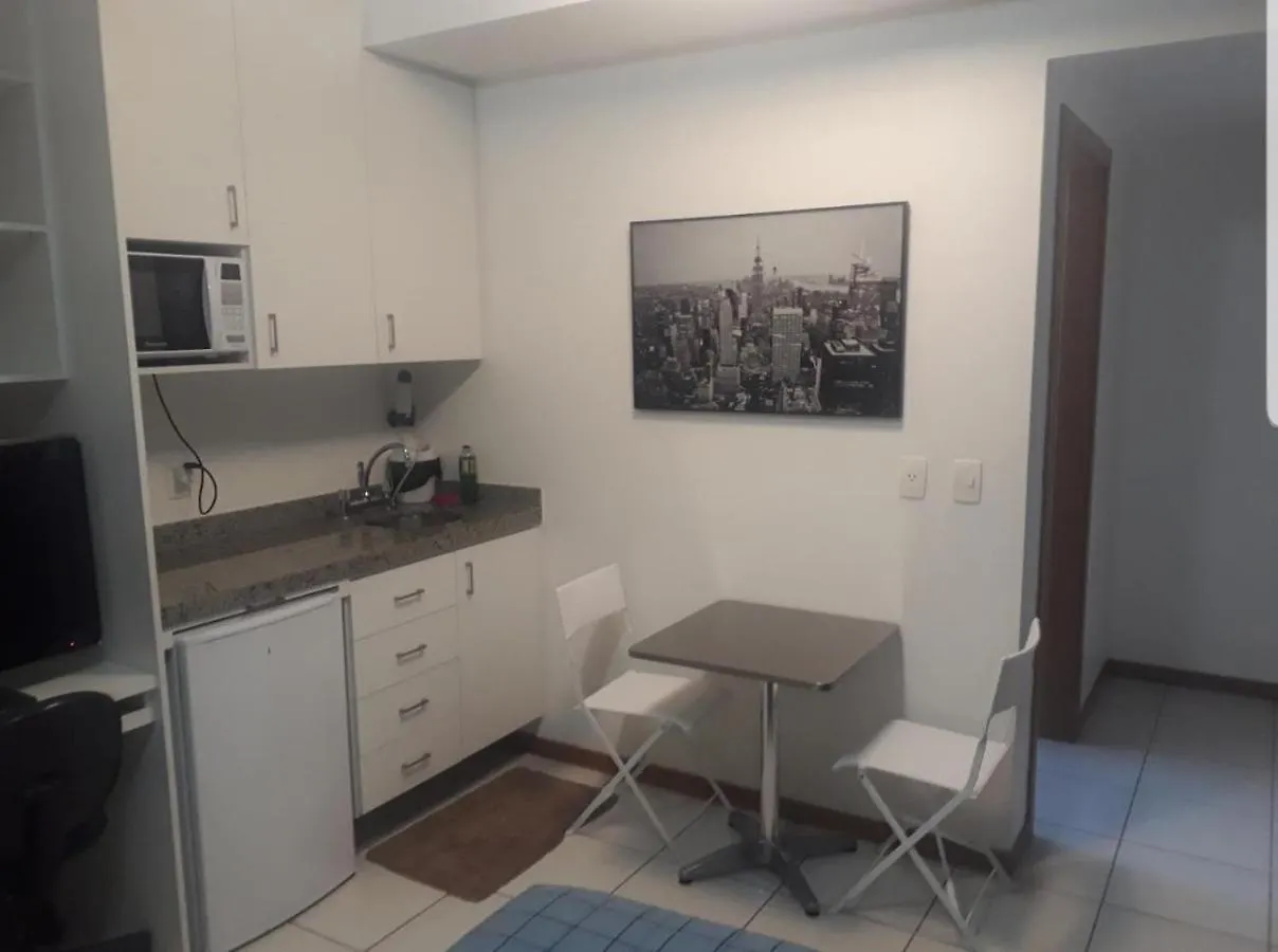 Flat padrão Biarritz Regiao. QUARTO 607 Brasília Apartamento